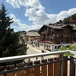 Bergquelle 2. Og 公寓 *